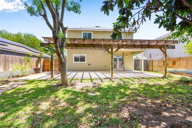 Building Photo - 7831 Saddle Run