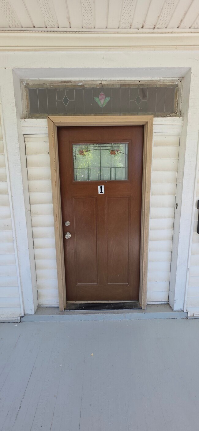 Building Photo - 3702 Chesholm Rd