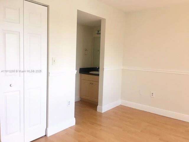 Building Photo - 9925 Nob Hill Pl