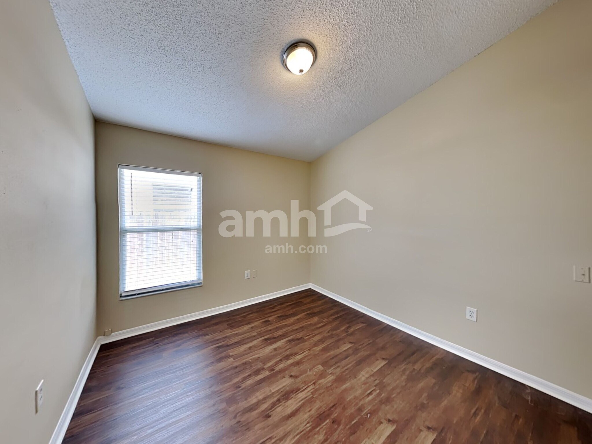 Building Photo - 7011 Silverwood Dr