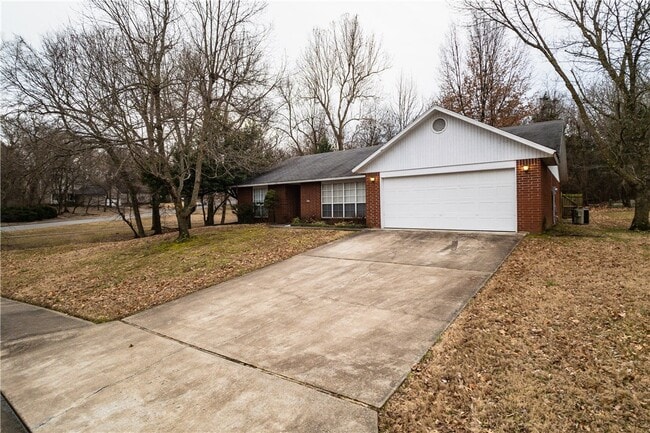 Building Photo - 2347 E Kantz Ln