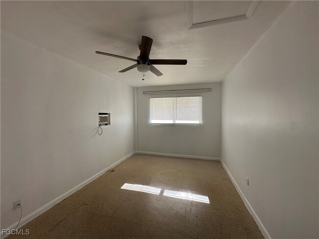 Building Photo - 315 Rushmore Ave N