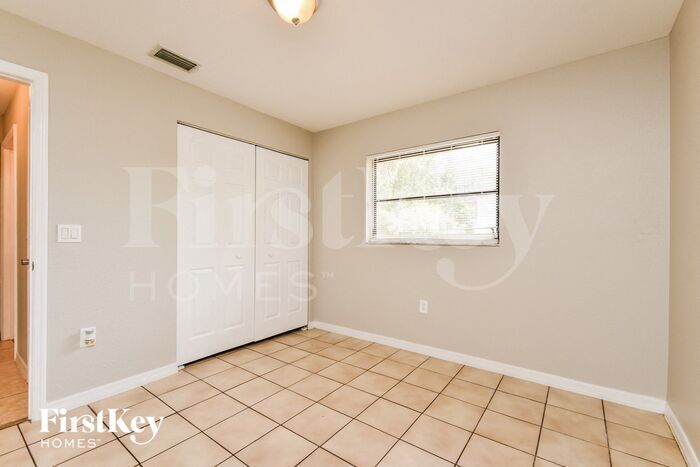 Building Photo - 2065 Delta St
