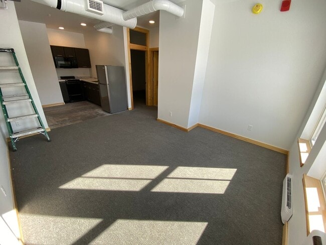 Building Photo - 2BD/1BA In Richmond - ?Half Off First Month’s Rent with Lease Starting by August 1?