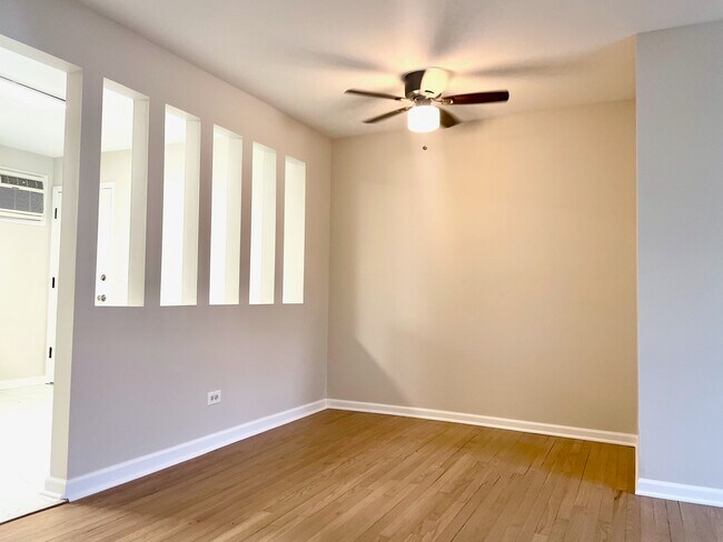 Building Photo - 406 Franklin Ave