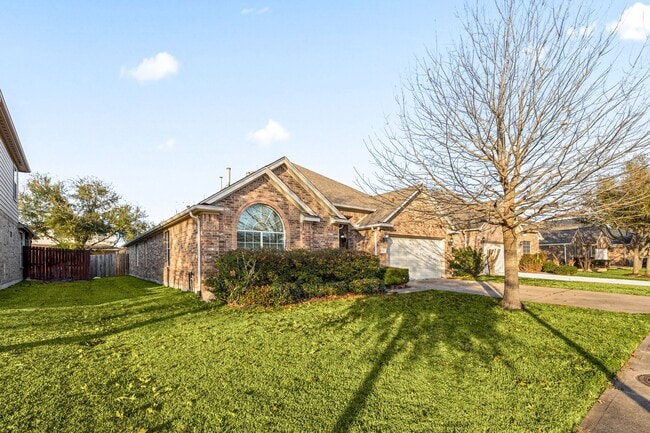 Building Photo - 19914 Sagebrush Cove