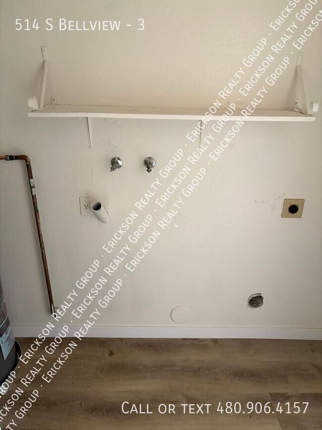 Building Photo - 514 S Bellview