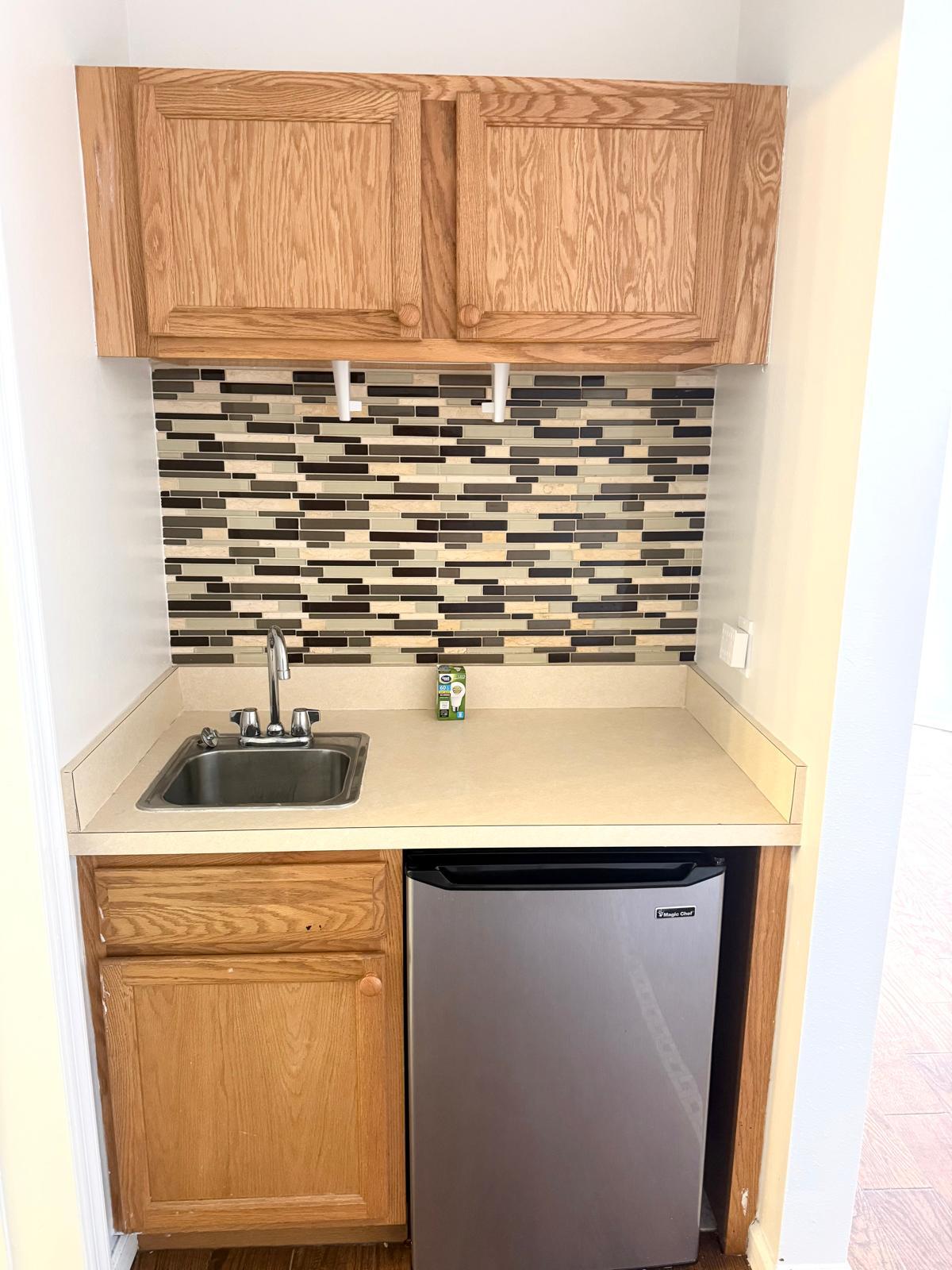 Building Photo - 8950 Sandshot Ct