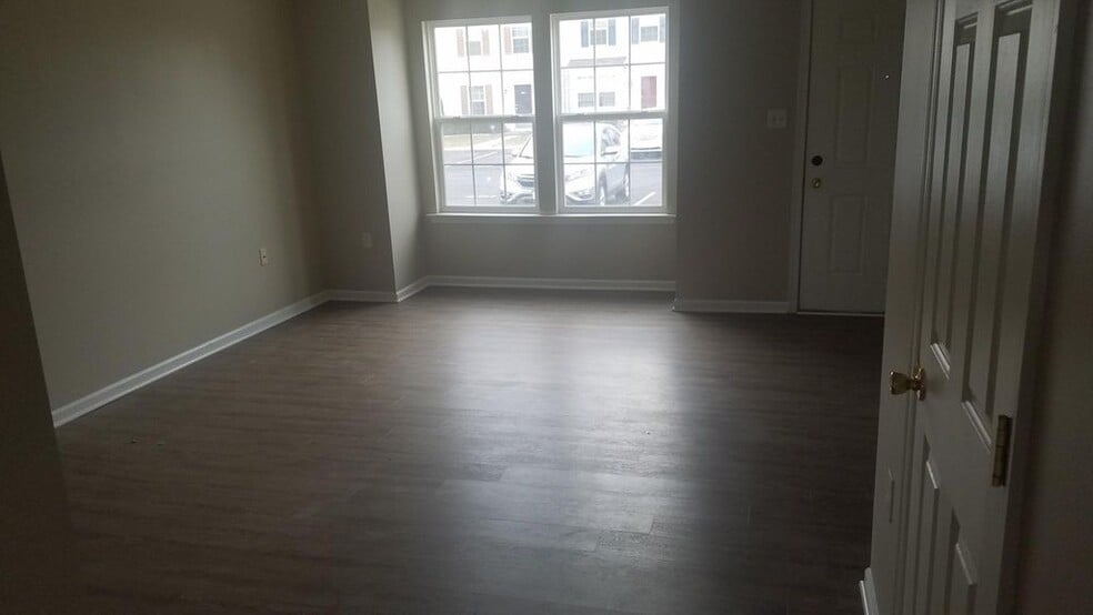 Building Photo - 105 Checko Ct