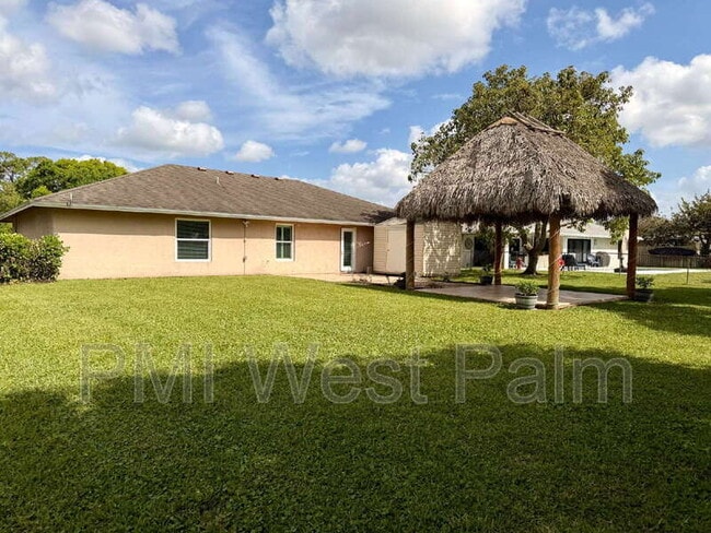 Building Photo - 147 Sunflower Cir