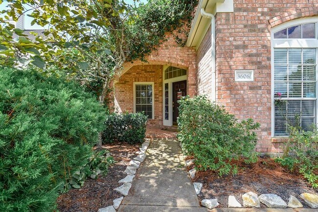 Primary Photo - 3606 Chesapeake Ct