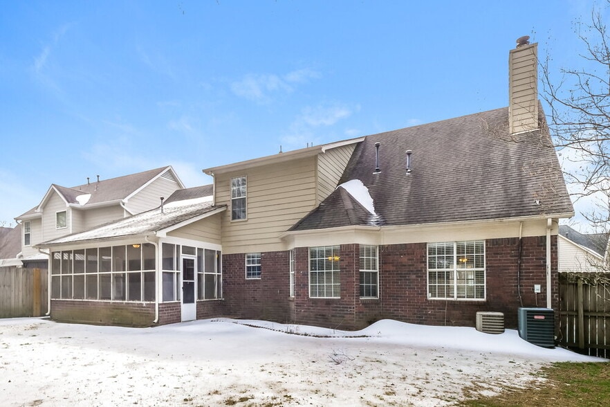 Building Photo - 1400 Milestone Dr