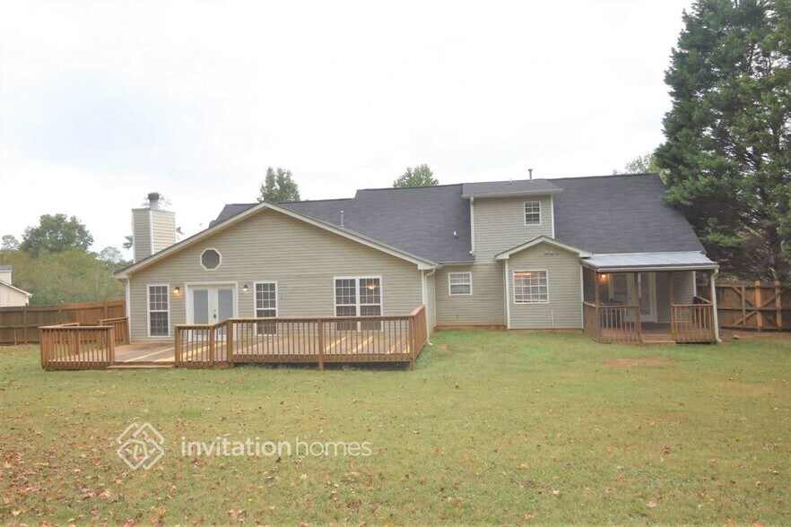 Building Photo - 4180 Countryside Way SW