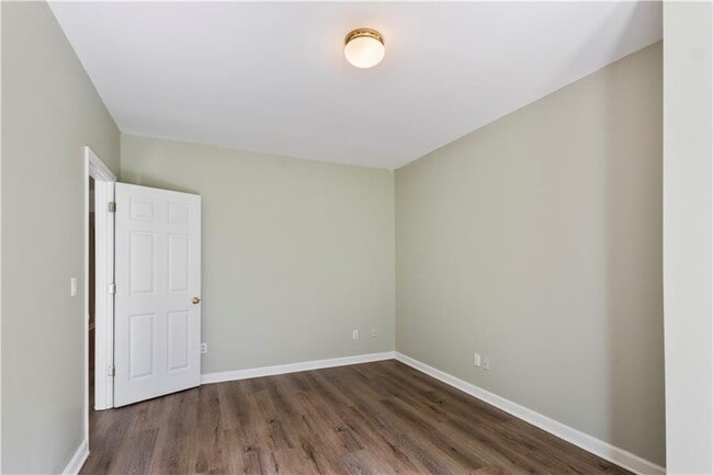 Building Photo - 4565 Ashmore Cir