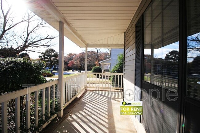 Building Photo - 13 Pointer Ln