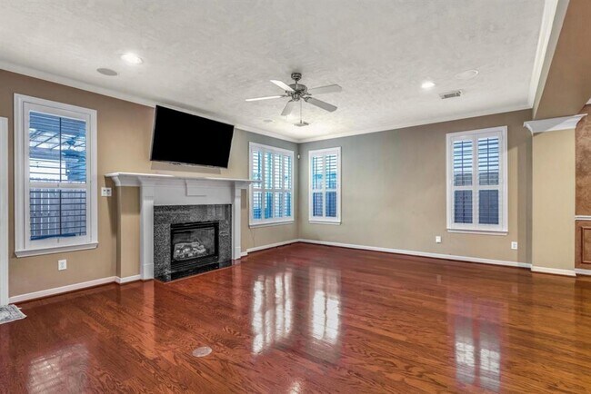 Building Photo - 1524 Birdsall St