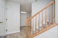 Building Photo - 1432 Pangbourne Way