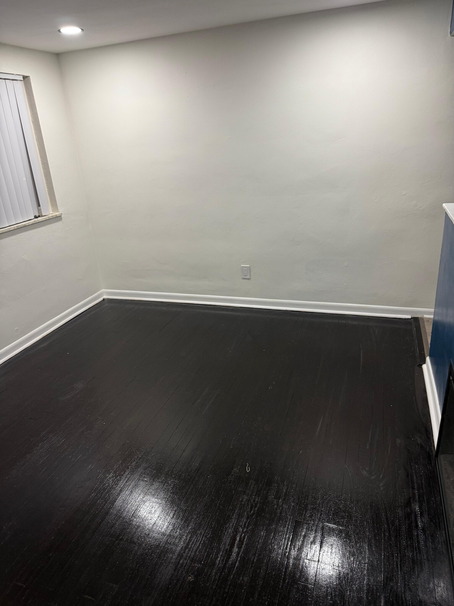 Building Photo - 630 Church St