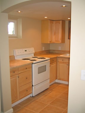 Building Photo - 2 Bedroom Duplex Apartment near Green Lake!