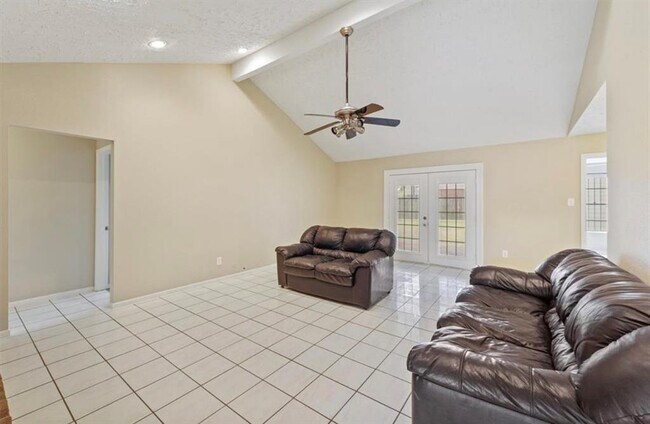 Building Photo - 1334 Great Dover Cir
