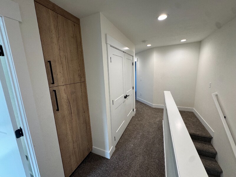 Building Photo - 3913 E 27th Ave