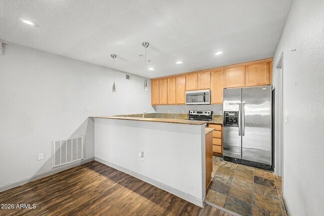 Building Photo - 4704 E Paradise Village Pkwy N