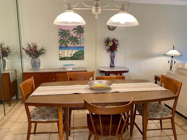 Building Photo - 950 Ponce De Leon Rd