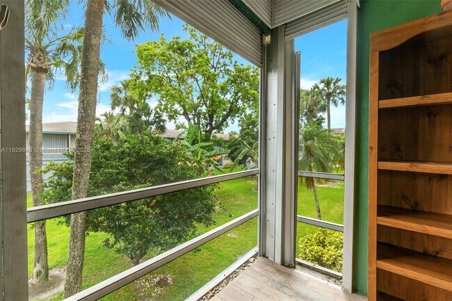 Building Photo - 5800 Margate Blvd