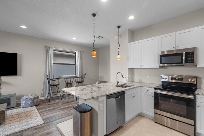 Building Photo - 13371 Machiavelli Way