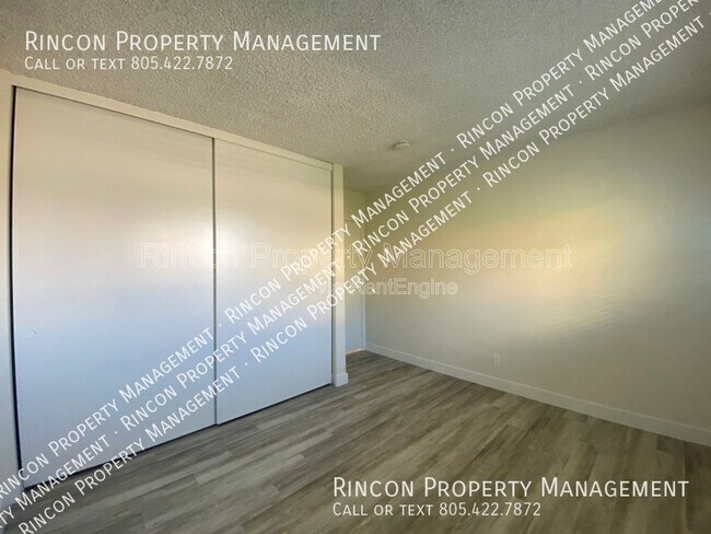 Building Photo - 555 Skyline Rd