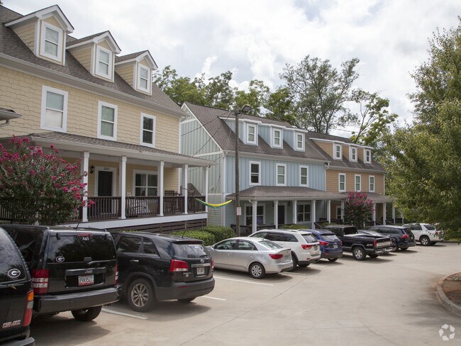 Building Photo - North Avenue Cottages