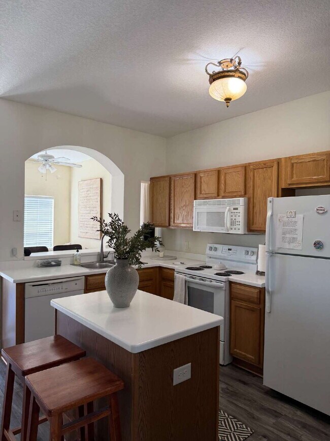 Building Photo - Spectacular 2/2.5 Condo in the Oldsmar Galleria Town Center Lifestyle