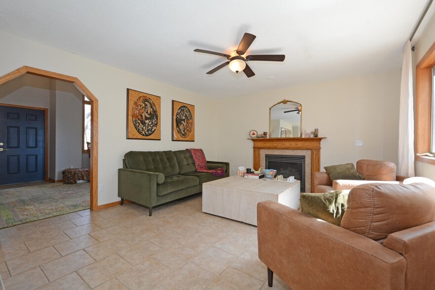 Building Photo - 2276 130th Ave NW