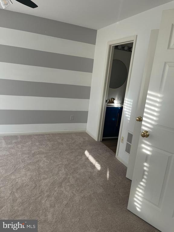 Building Photo - 310 Norwalk Way