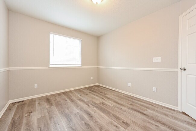 Building Photo - 23206 E Dorado Ave