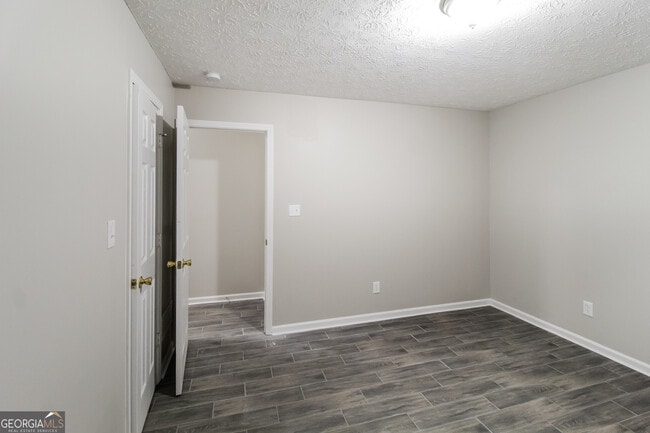 Building Photo - 145 Cardell Farms Rd