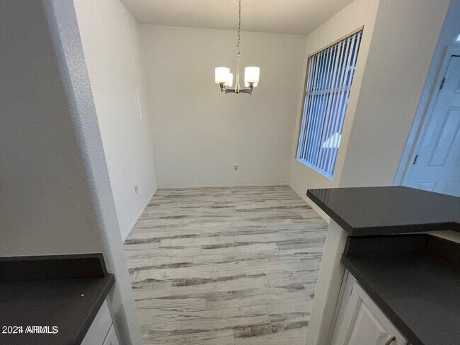Building Photo - 11375 E Sahuaro Dr