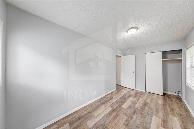 Building Photo - 4007 Downes Dr