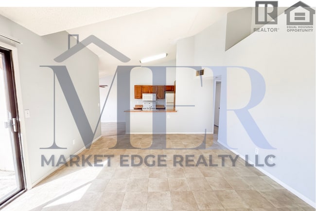 Building Photo - 2Bed/1Bath Condo at Peoria/53rd Ave! Ready...