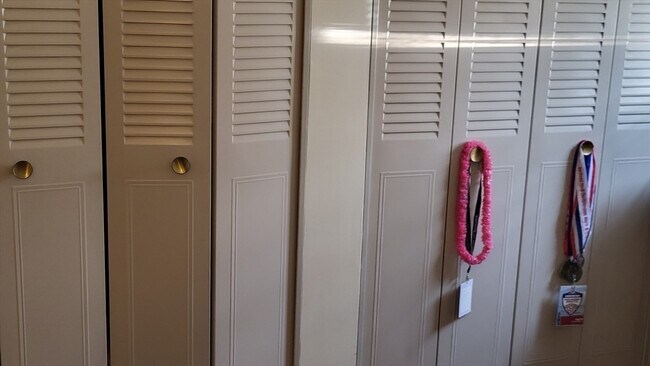 Building Photo - 1643 Cambridge St