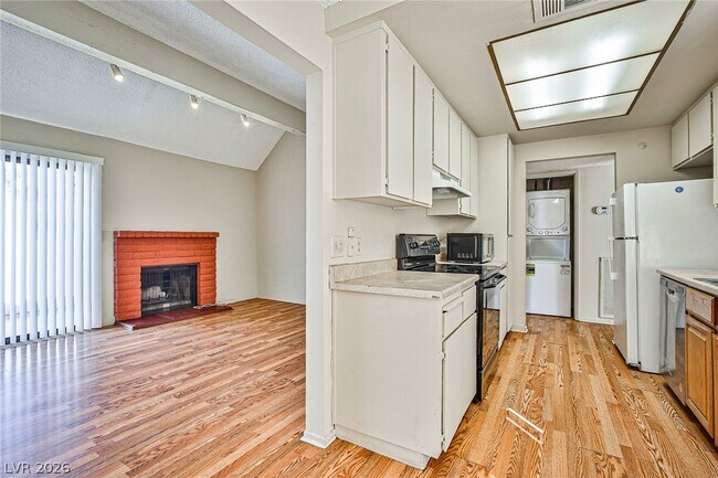 Building Photo - 4340 Gannet Cir