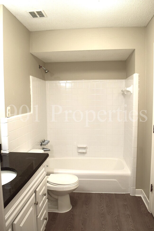Building Photo - 5245 Braidwood Cove