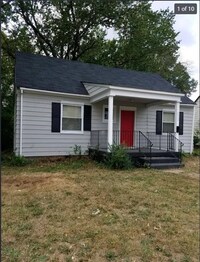 Building Photo - 3900 Marcy Pl