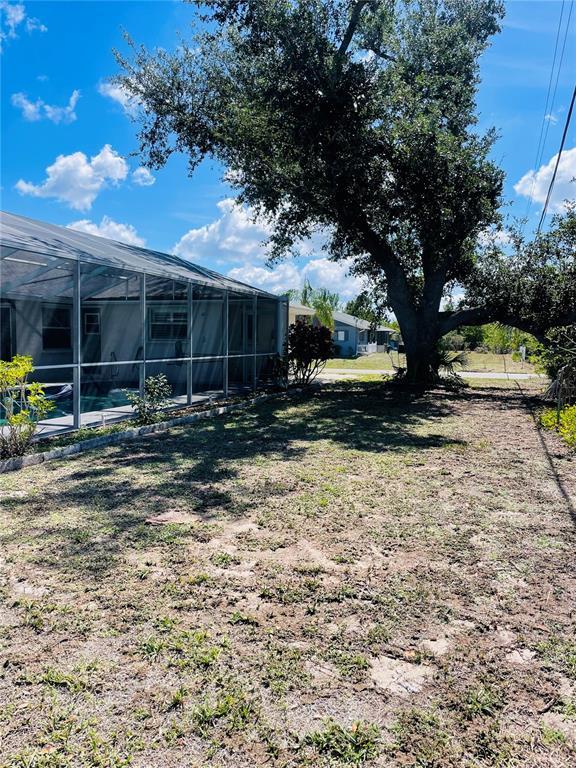 Building Photo - 10405 Sandrift Ave