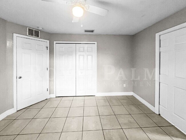 Building Photo - 3BR/2BA Cape Coral Rental - Washer... Dryer... Screened Lanai... This One Came Prepared