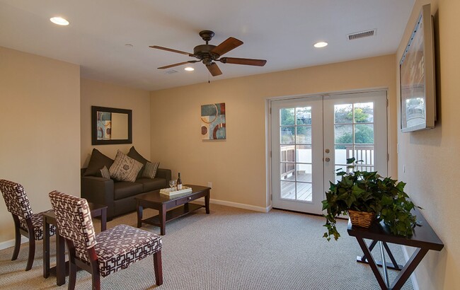 Building Photo - Barcelona Ridge Estates