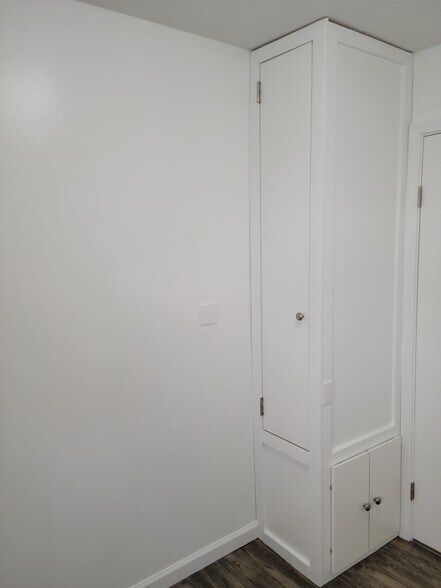 Front Bedroom - 836 Oak Hill Rd