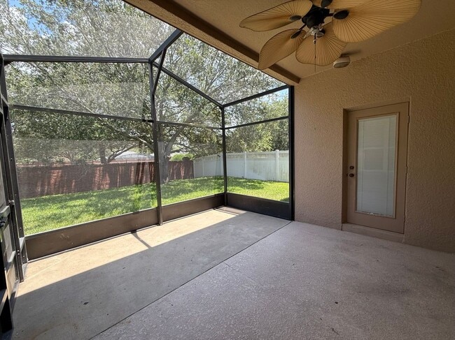 Building Photo - 944 Lost Grove Cir