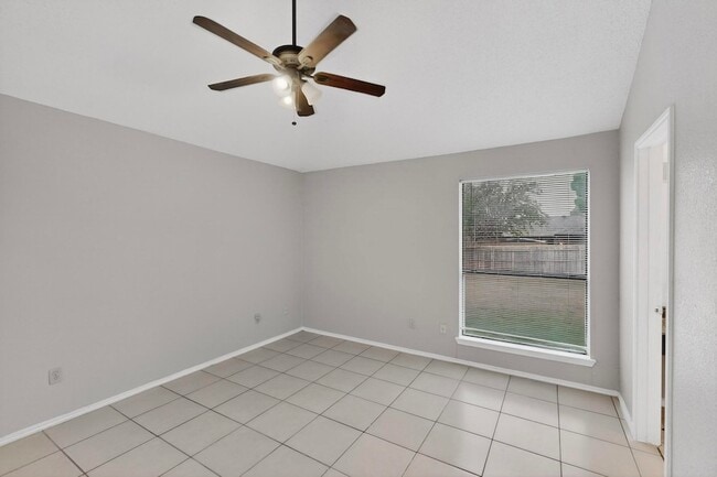 Building Photo - 1634 Sunswept Terrace