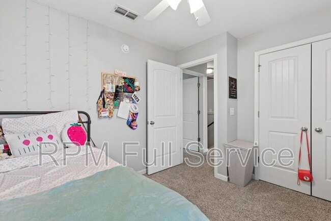 Building Photo - 3213 Mapleside Ln